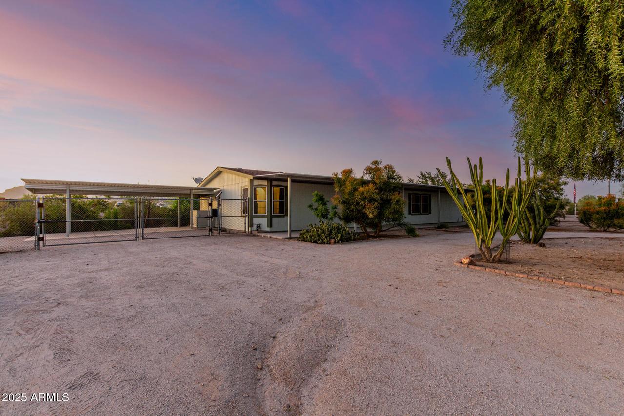 2408 N 198th Ave., Buckeye, AZ 85396