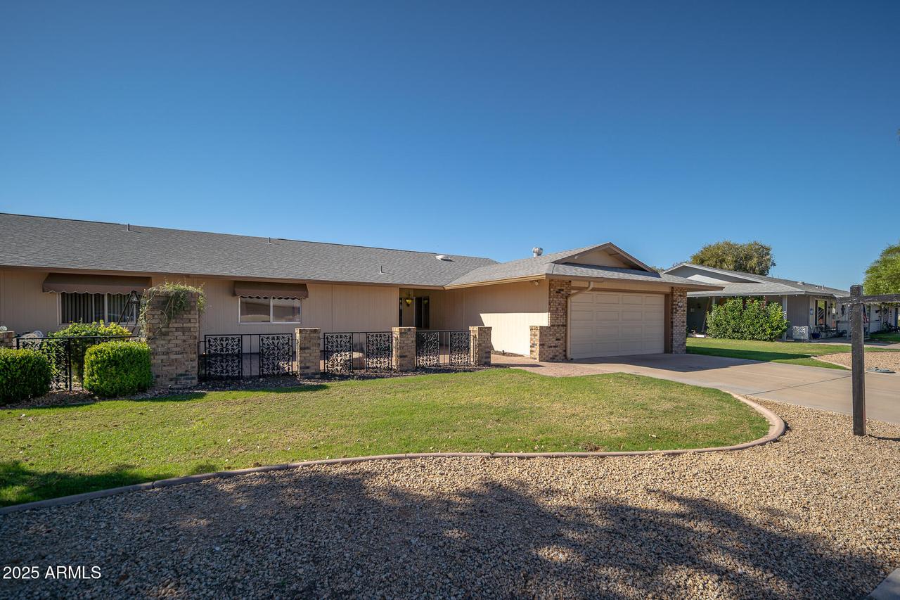 12823 W Copperstone Dr., Sun City West, AZ 85375