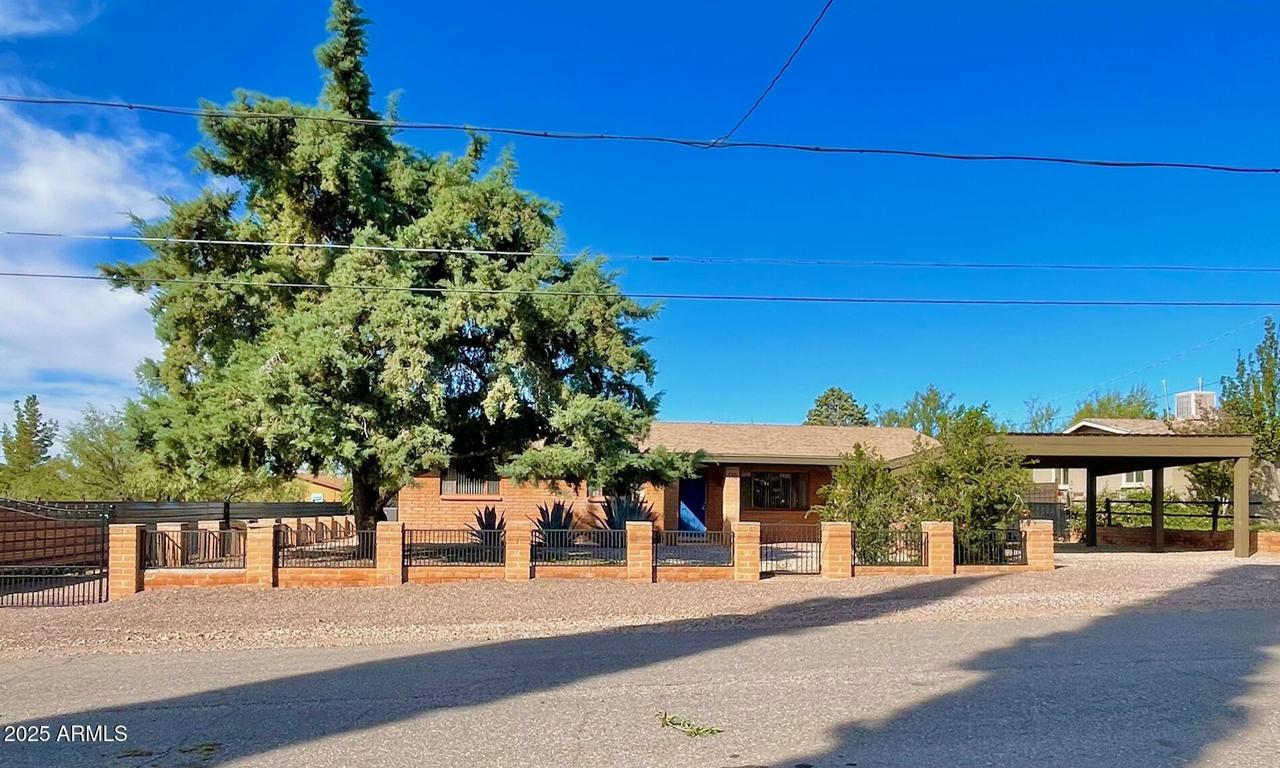 110 Nighthawk Ave., Bisbee, AZ 85603