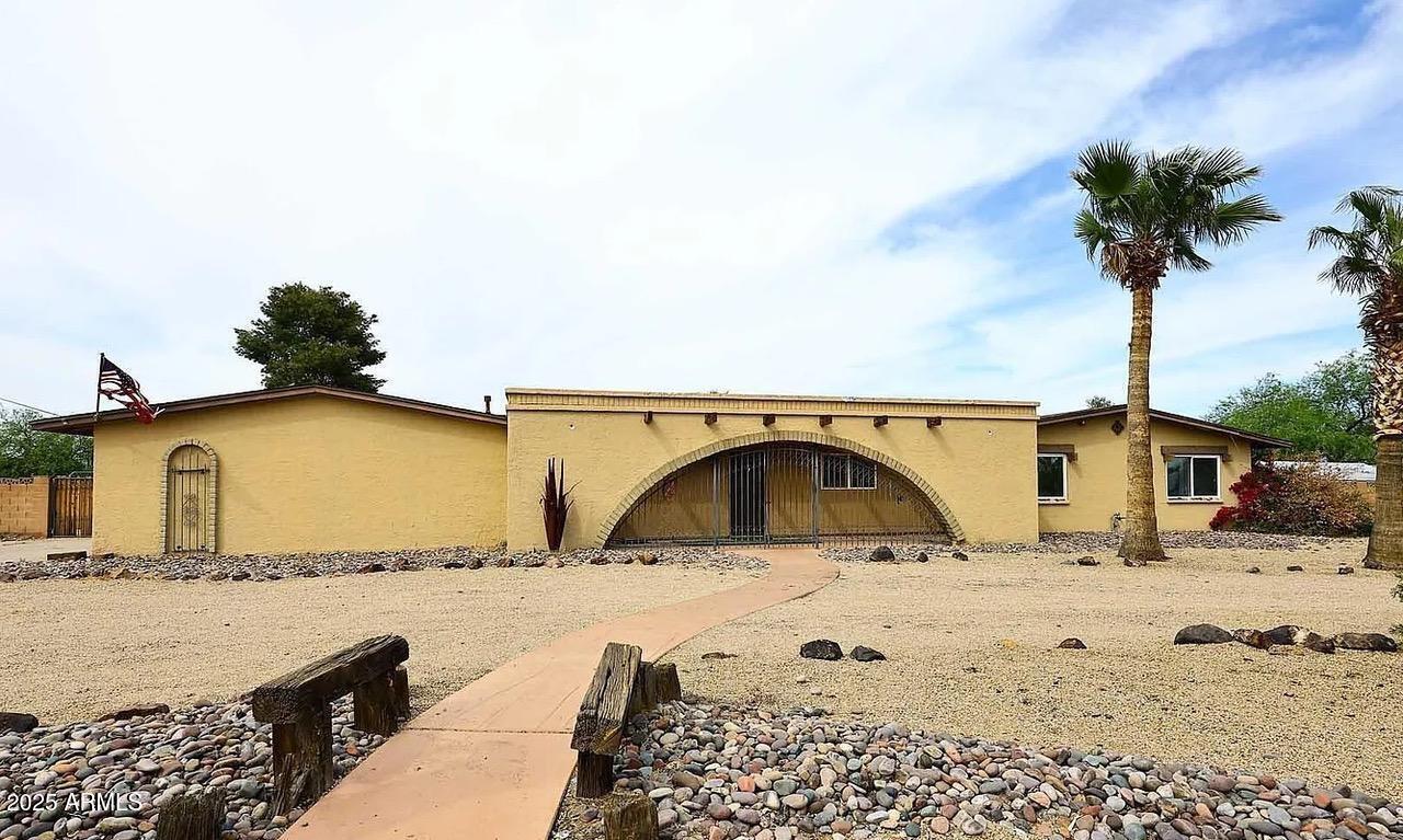 6428 E Shea Blvd., Scottsdale, AZ 85254