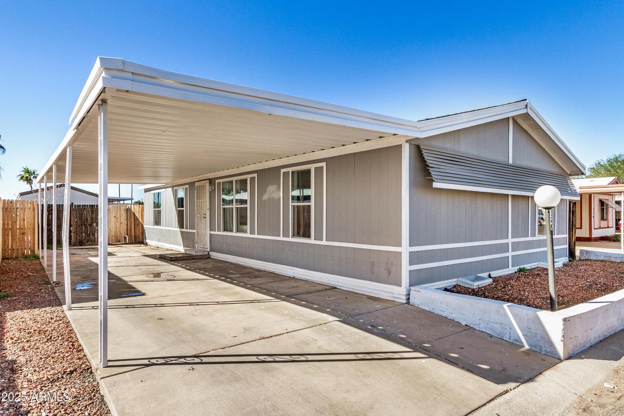 10951 N 91st Ave. #120, Peoria, AZ 85345