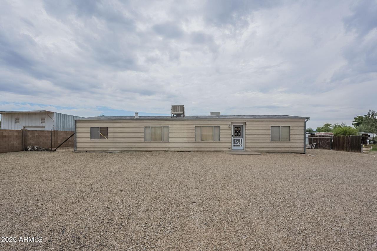 2610 E Tonto Ln., Phoenix, AZ 85050