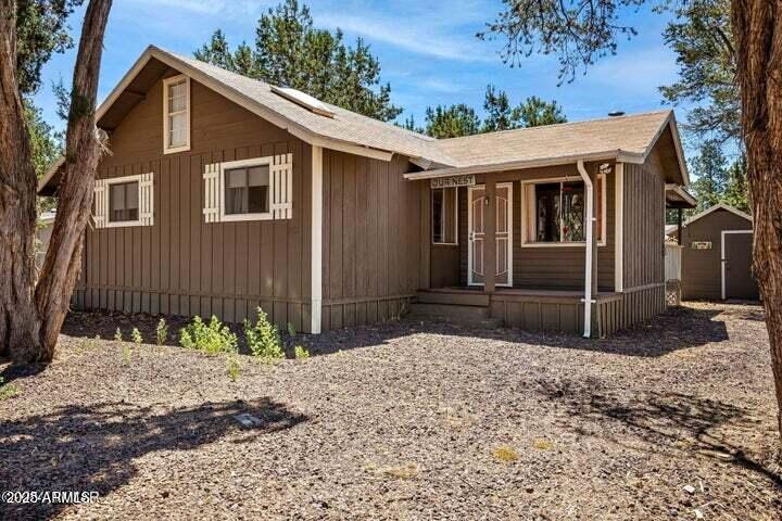 3355 Little Pine Dr., Overgaard, AZ 85933