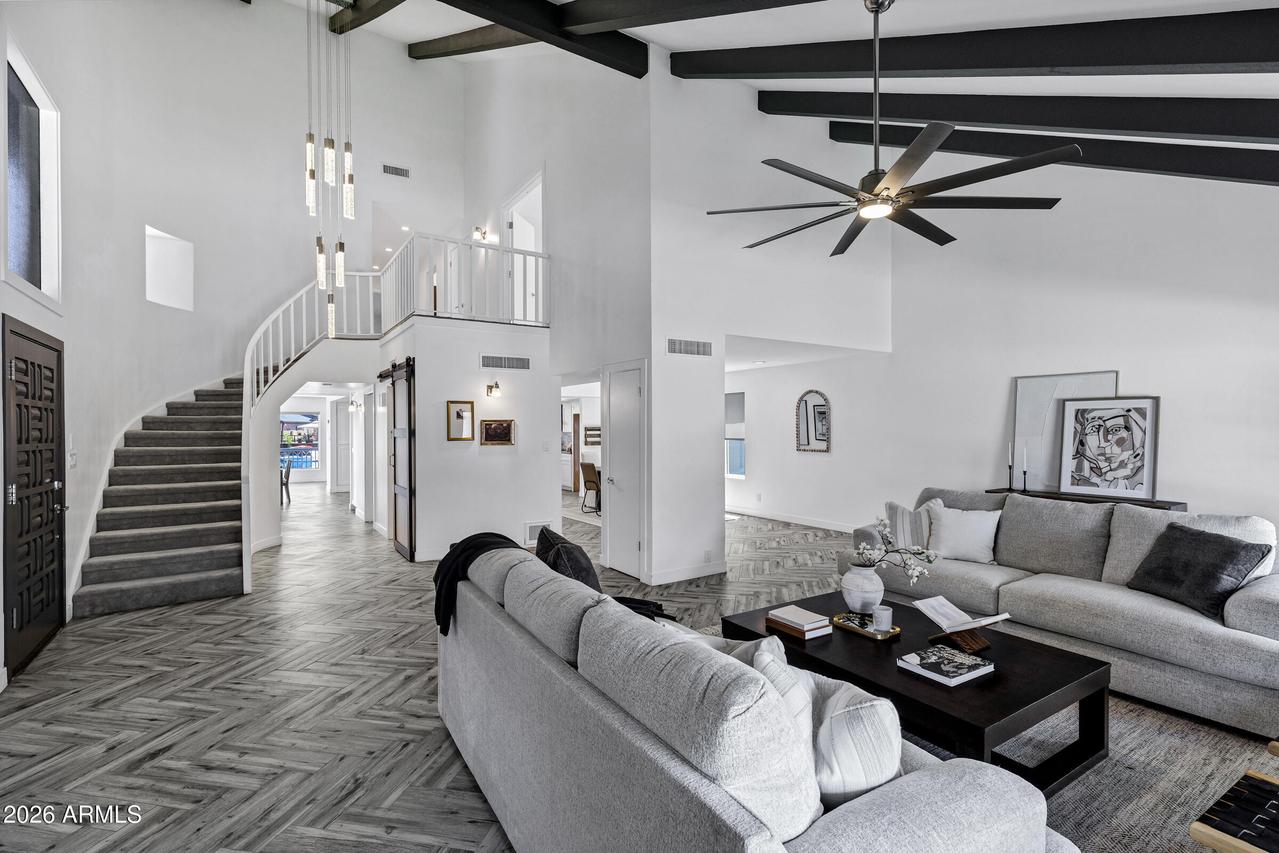 1323 E Whalers Way, Tempe, AZ 85283