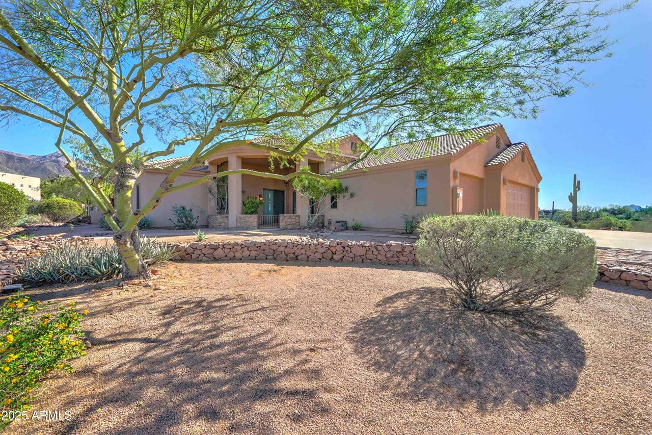 6841 E Quail Hideaway Ln., Gold Canyon, AZ 85119