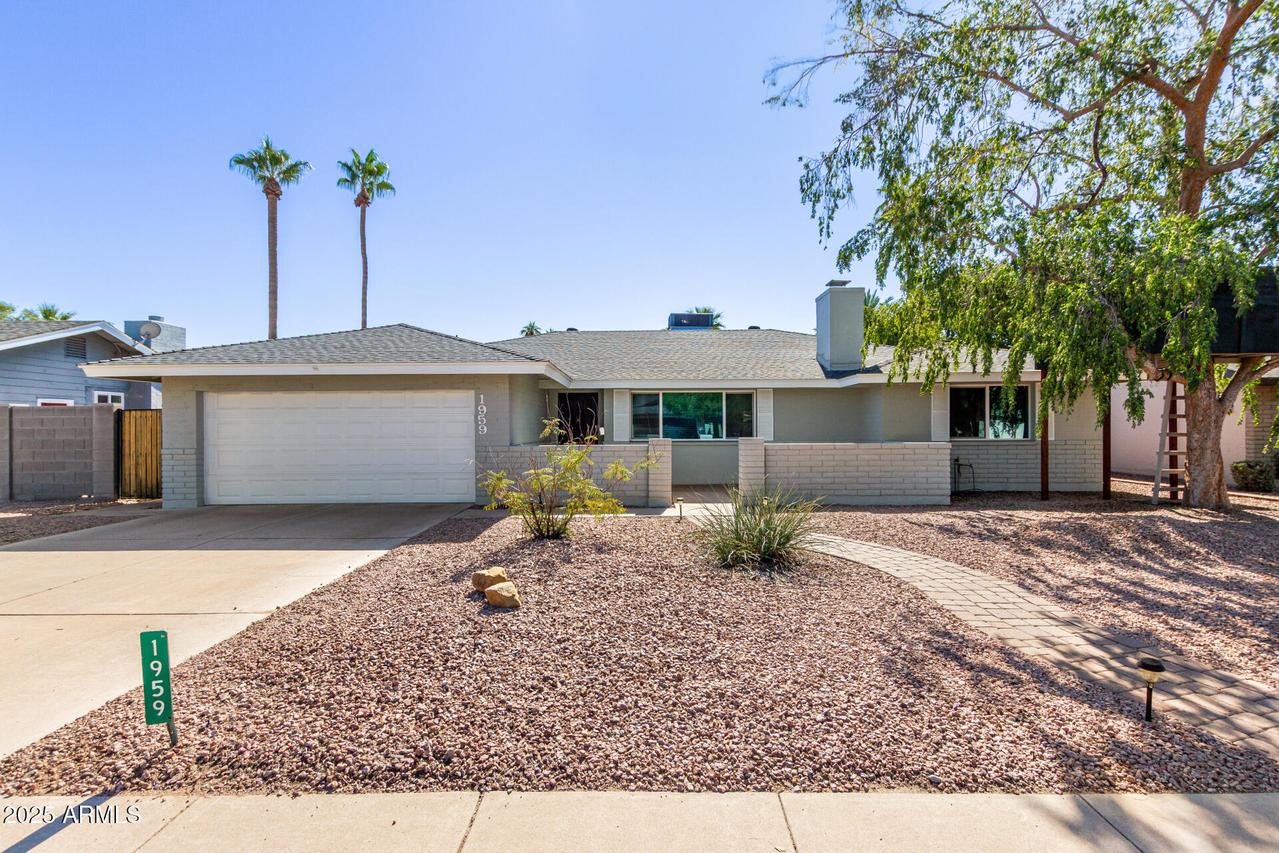 1959 E Laguna Dr., Tempe, AZ 85282
