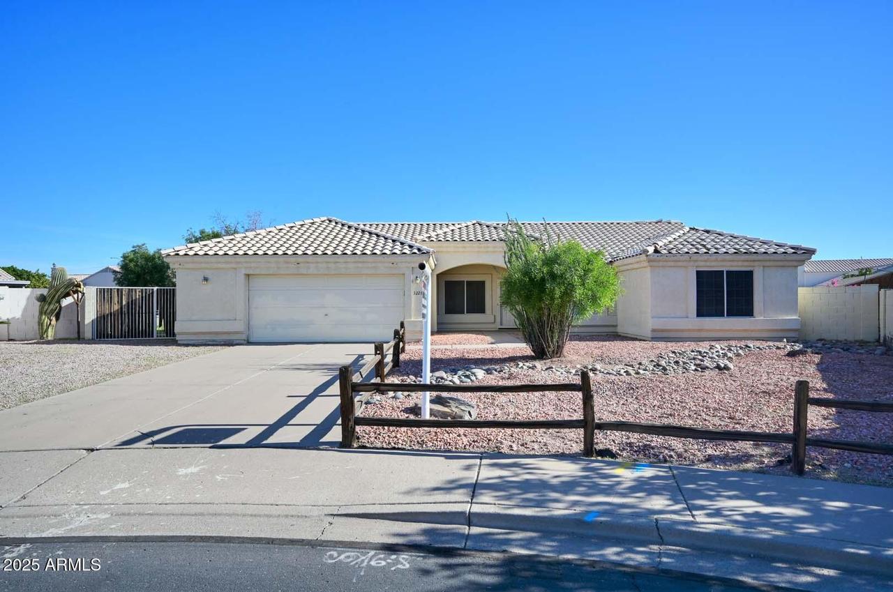 3228 E Dover St., Mesa, AZ 85213