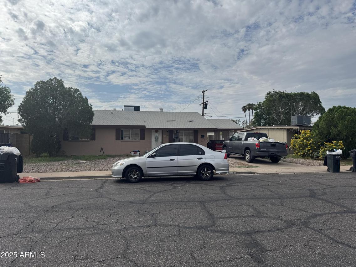 1307 W 7th Ave., Mesa, AZ 85202