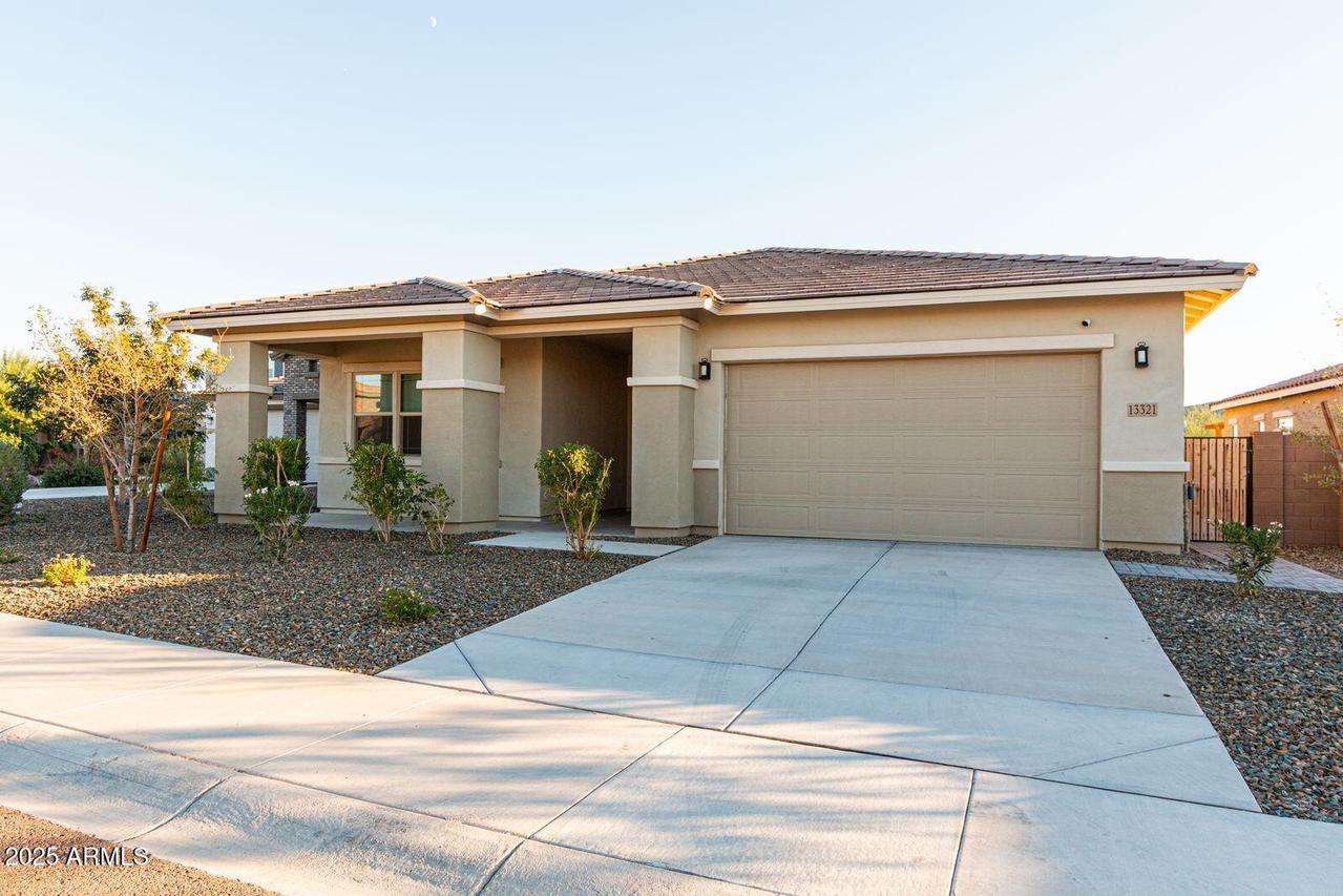 13321 W Dale Ln., Peoria, AZ 85383