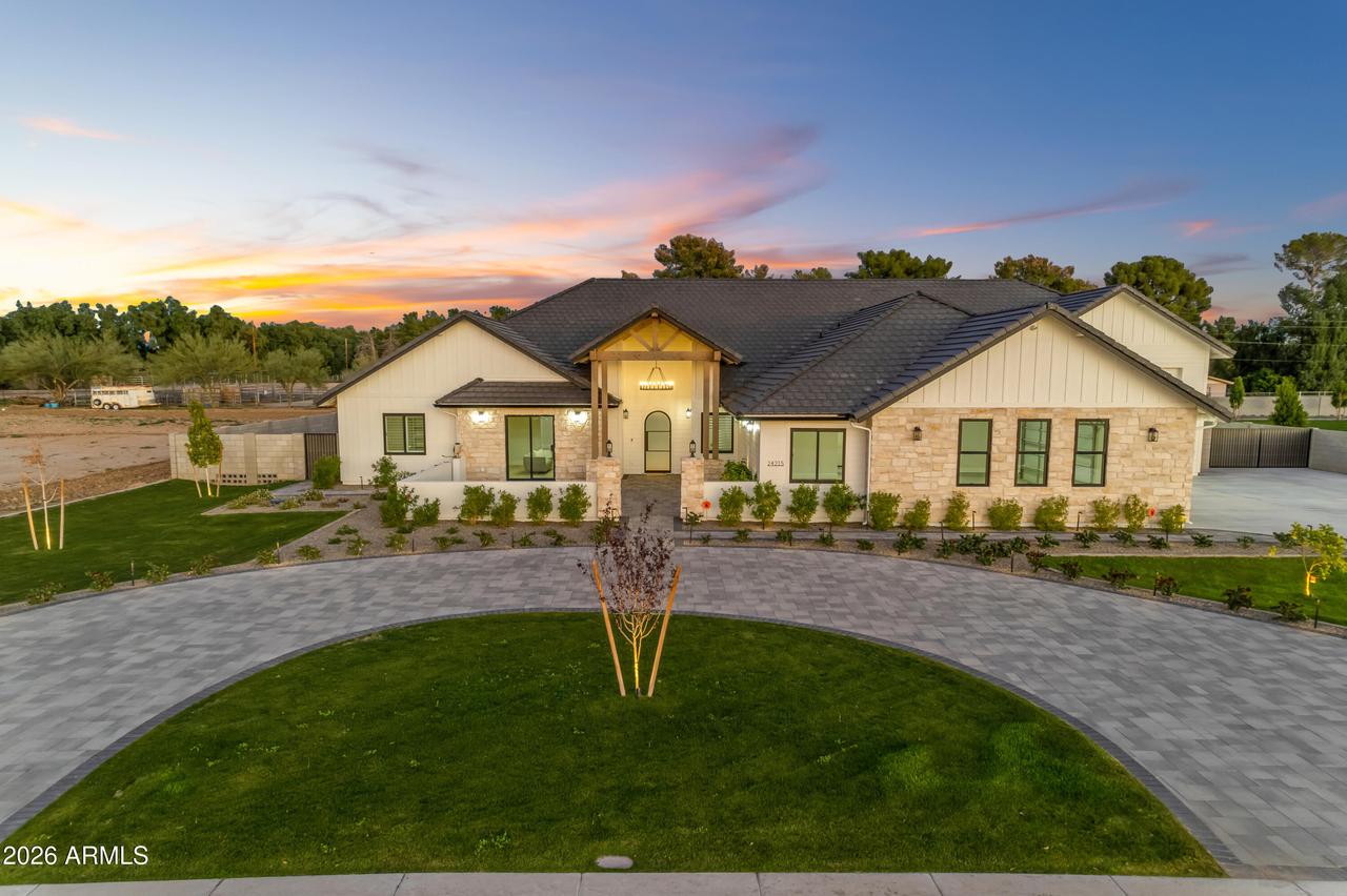 24215 S 223rd Pl., Queen Creek, AZ 85142