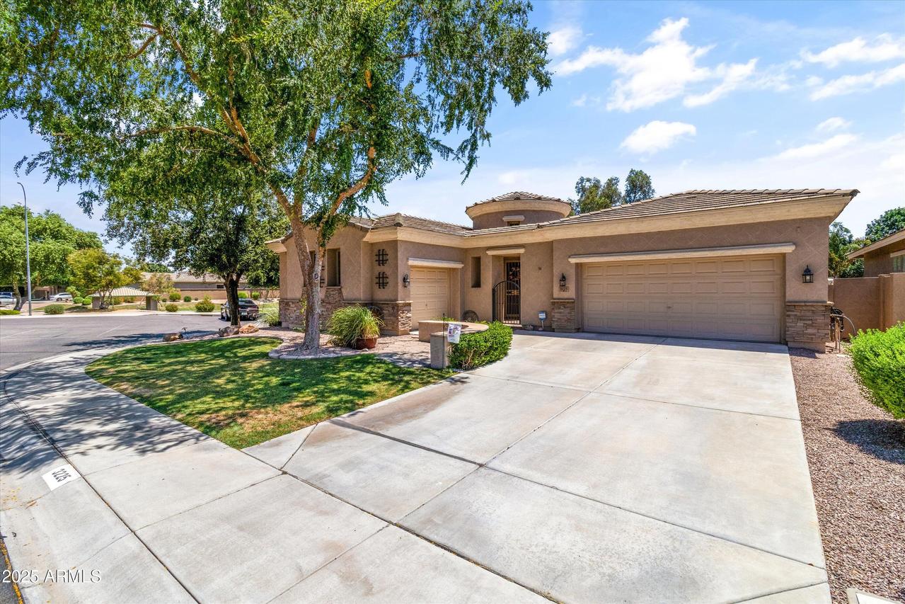 3225 E Cardinal Ct., Chandler, AZ 85286
