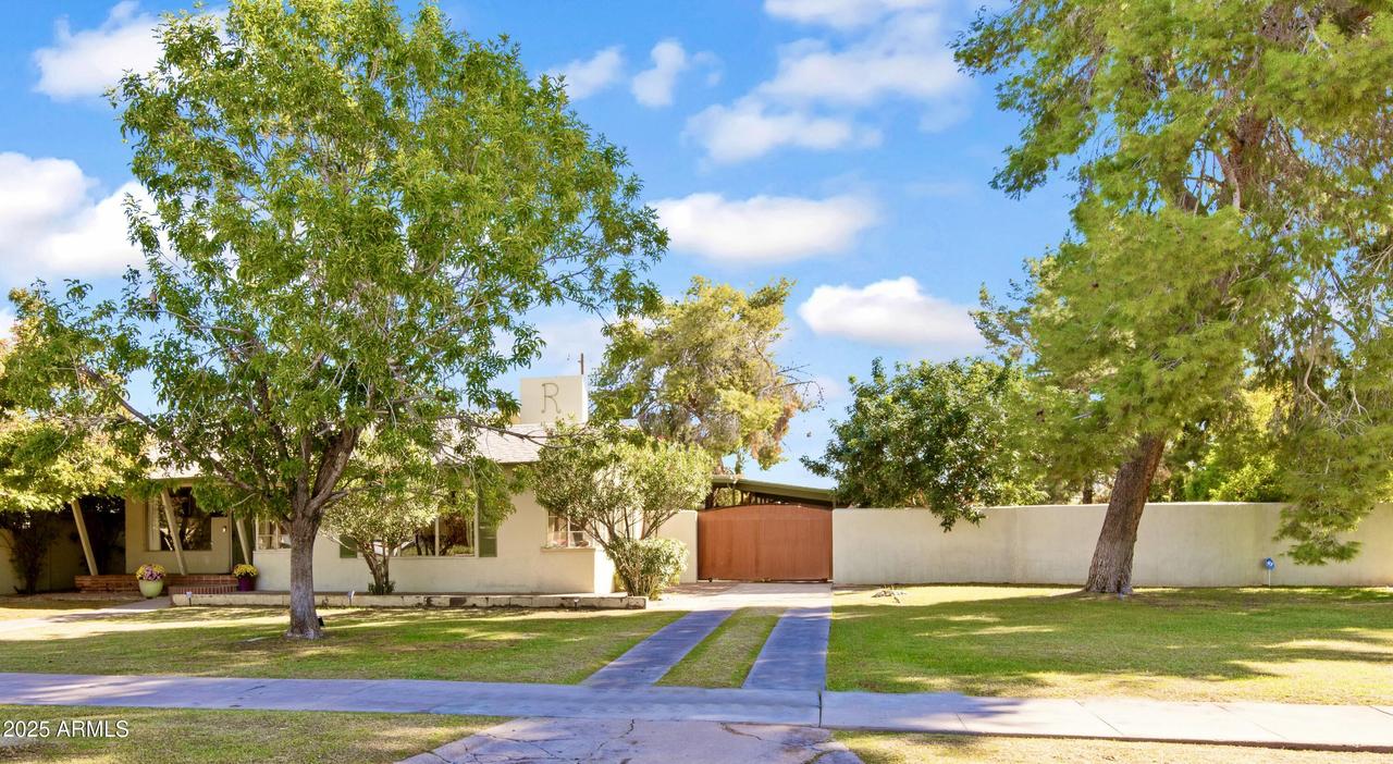 245 N Washington St., Chandler, AZ 85225