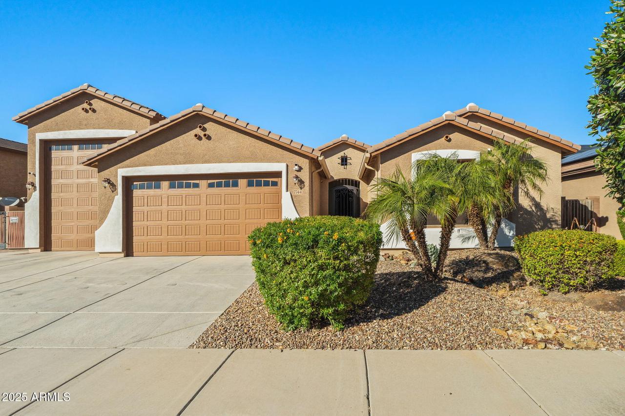 17744 W Corrine Dr., Surprise, AZ 85388