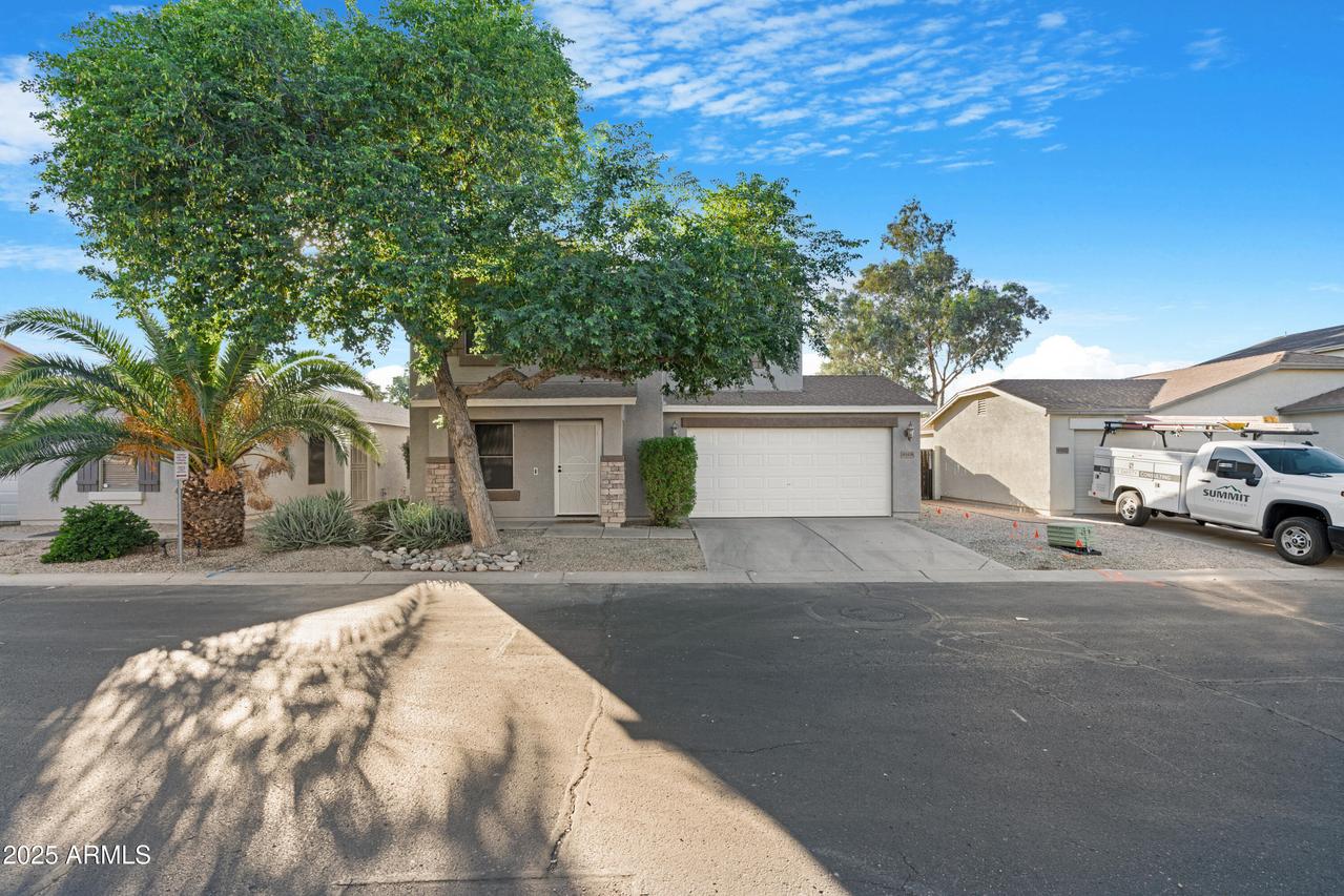 40456 N High Meadows Dr., San Tan Valley, AZ 85140