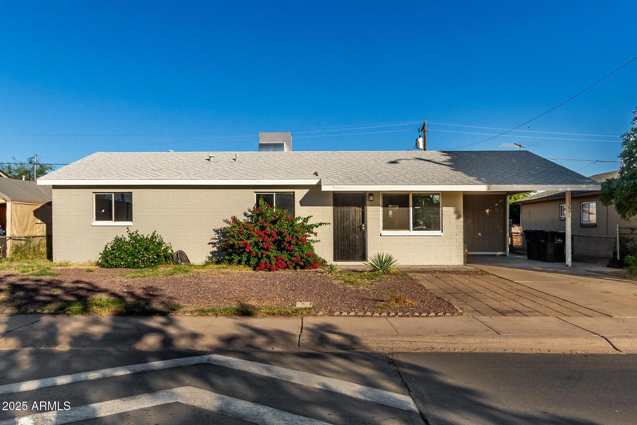 13601 N El Frio St., El Mirage, AZ 85335