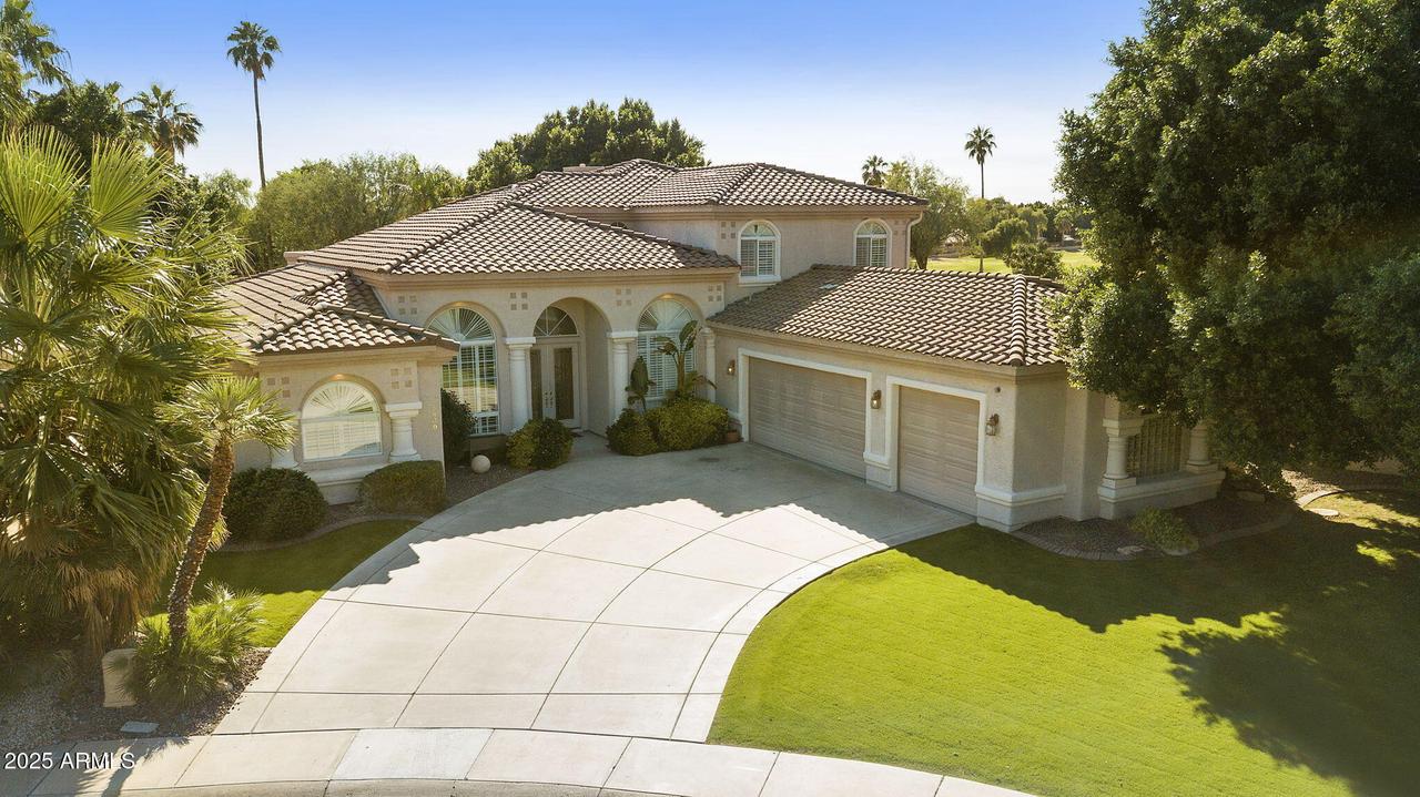 5839 W Del Lago Cir., Glendale, AZ 85308