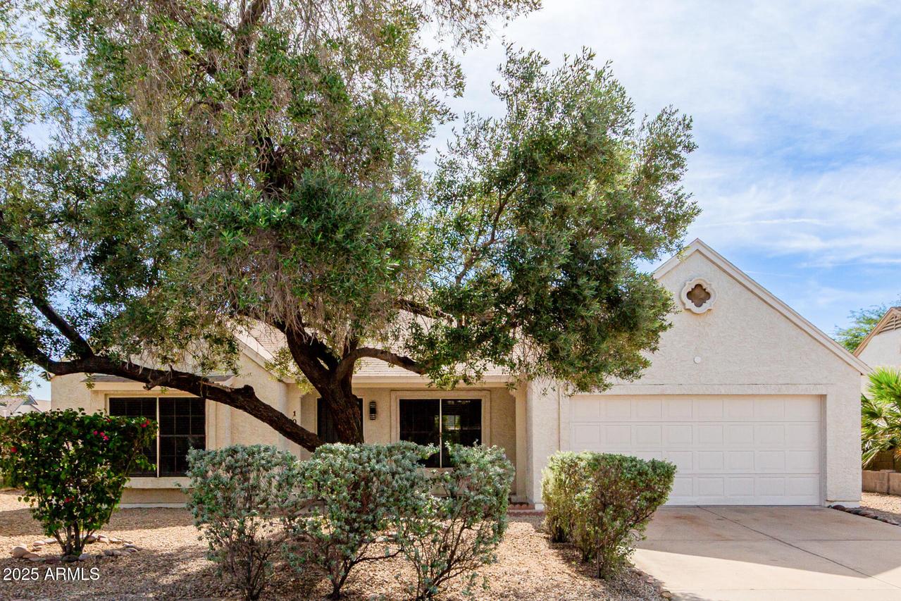 1007 E Oraibi Dr., Phoenix, AZ 85024
