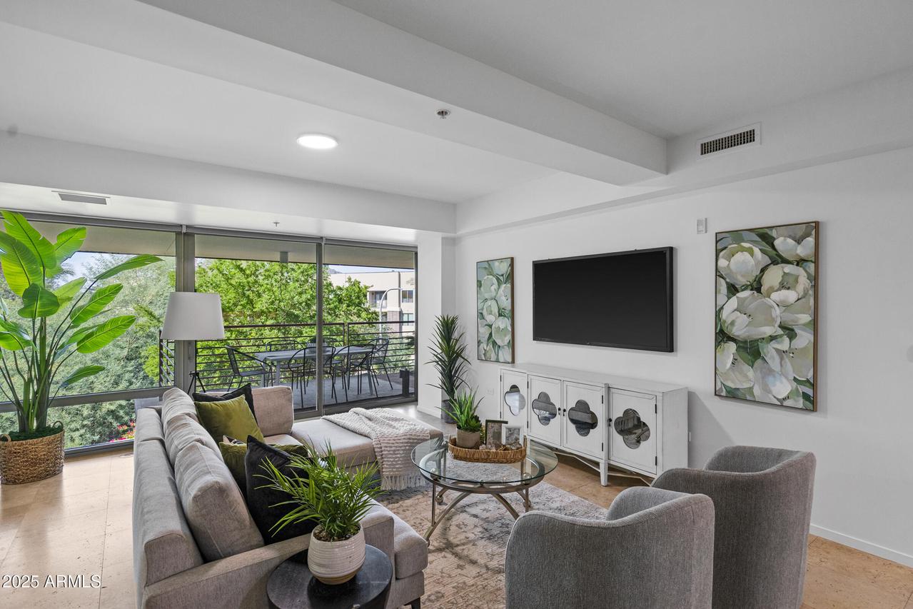 7131 E Rancho Vista Dr. #4007, Scottsdale, AZ 85251