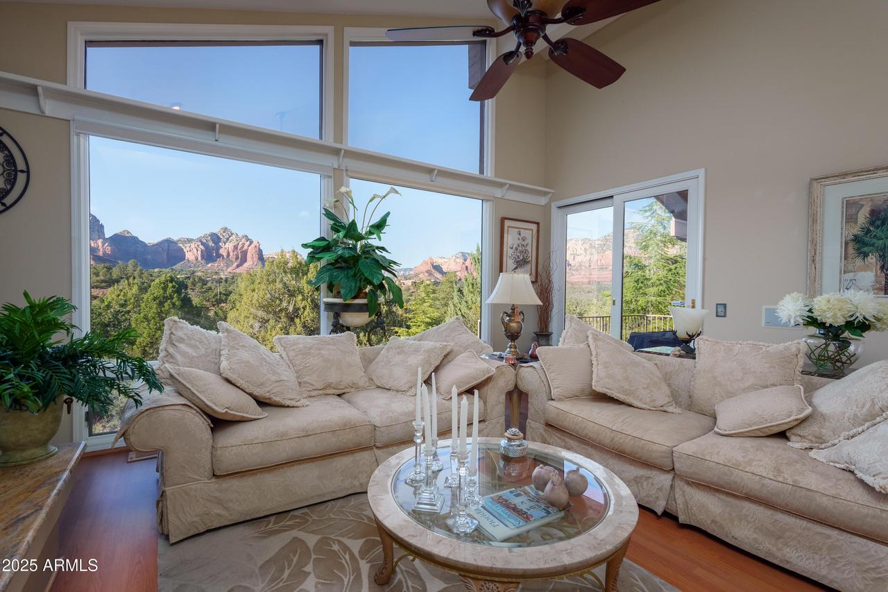26 E Courtney Cir., Sedona, AZ 86336