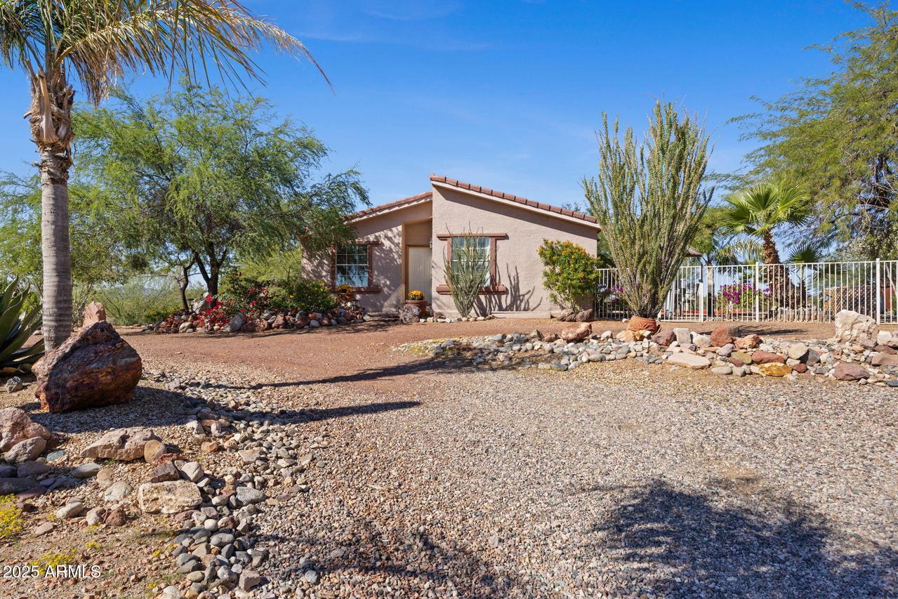 42210 N Castle Hot Springs Rd., Morristown, AZ 85342