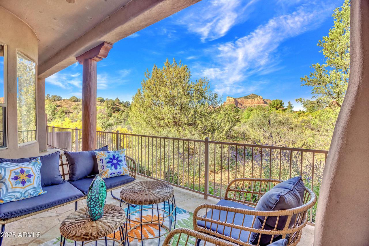 220 Colinas, Sedona, AZ 86351