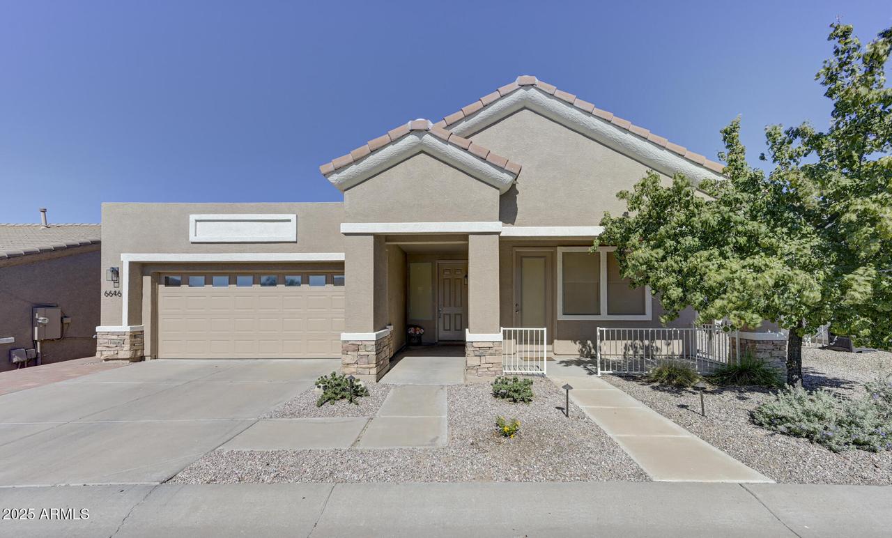 6646 E Rochelle Cir., Mesa, AZ 85215