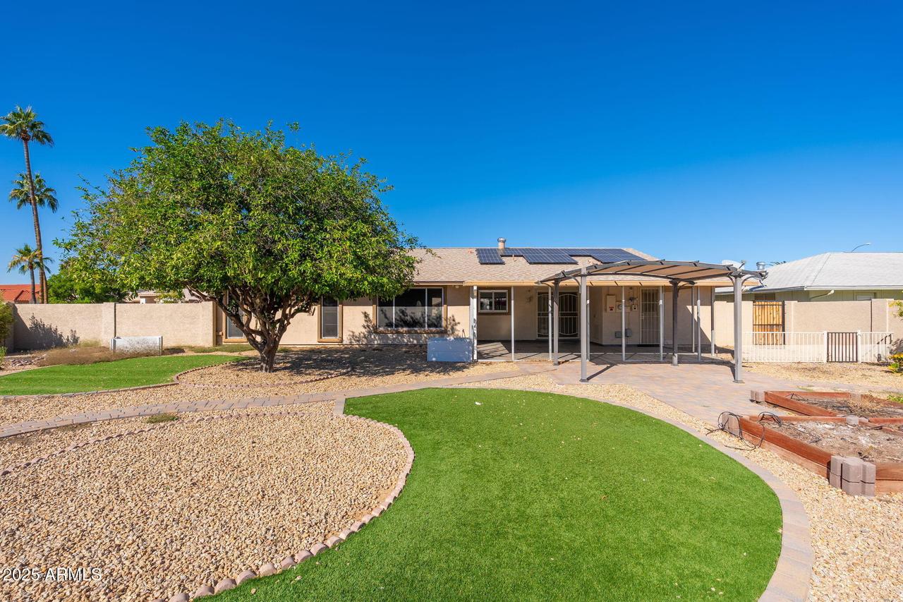 13247 W Beardsley Rd., Sun City West, AZ 85375