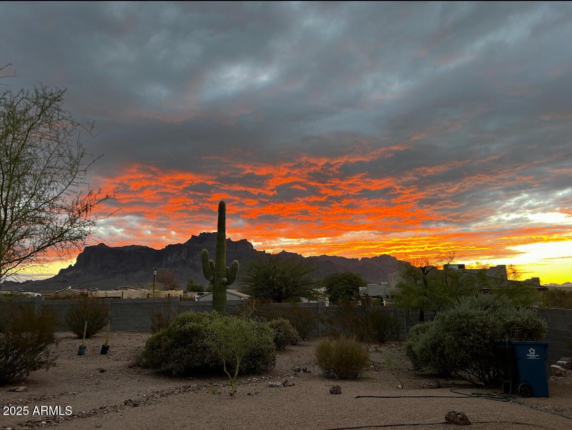 2924 E Superstition Blvd., Apache Junction, AZ 85119