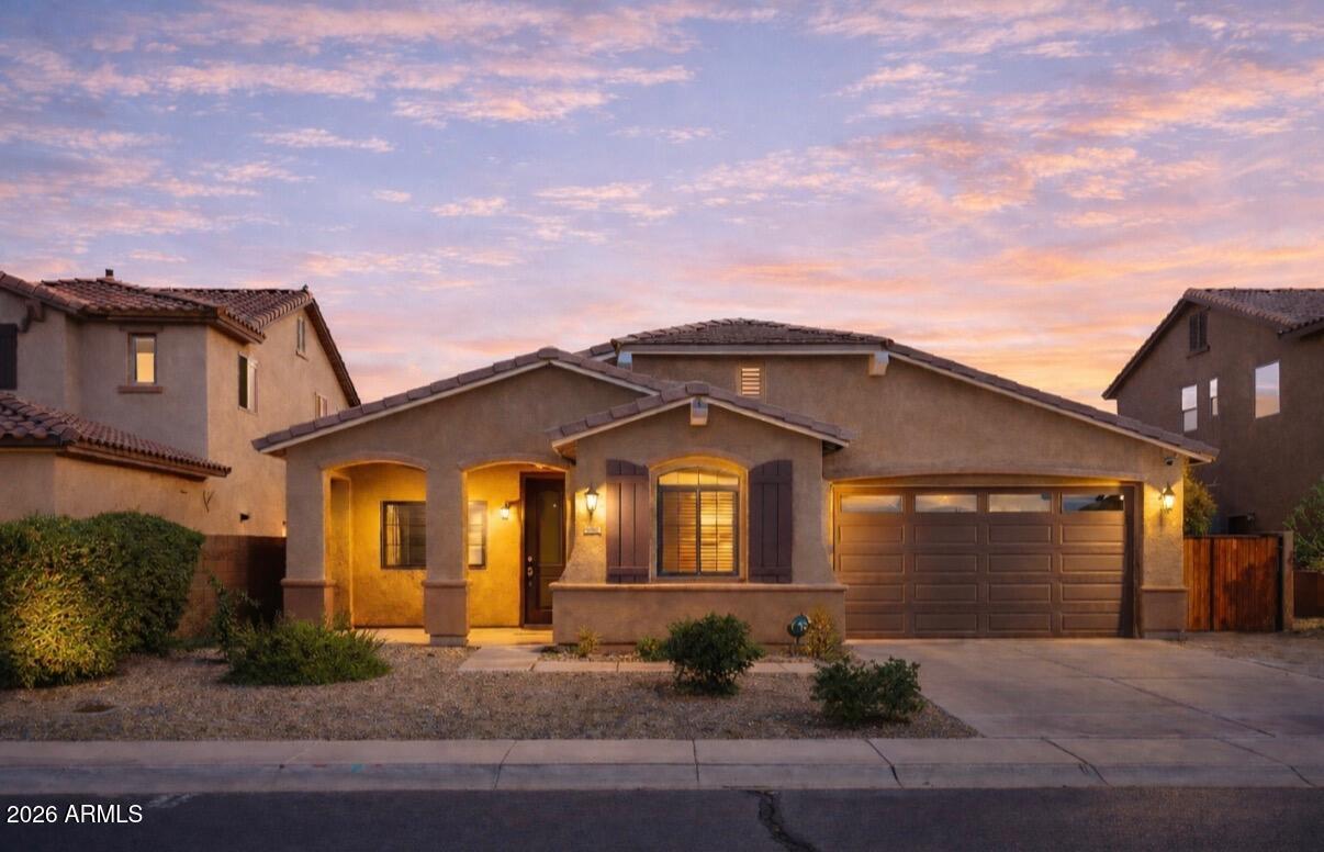 690 W Dragon Tree Ave., Queen Creek, AZ 85140