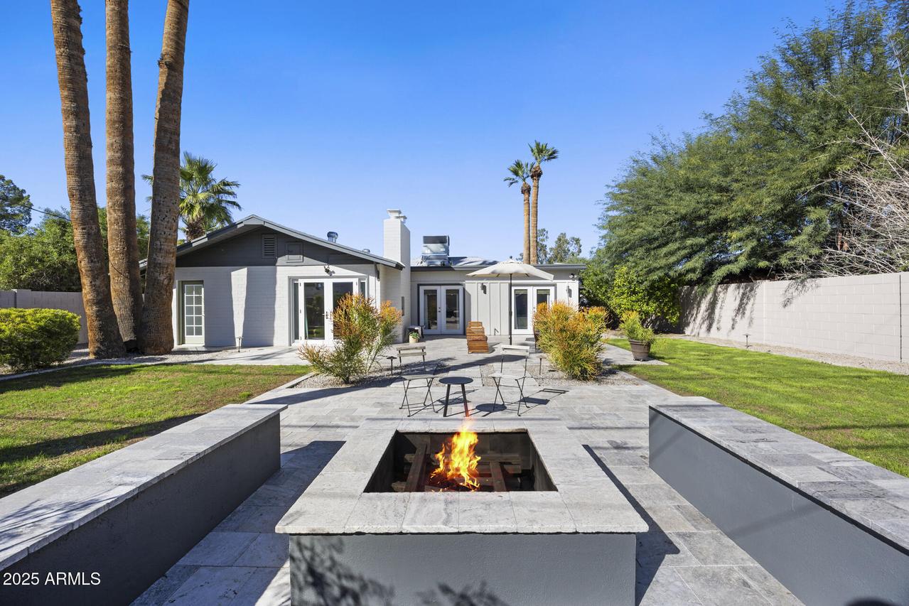 2237 E Osborn Rd., Phoenix, AZ 85016