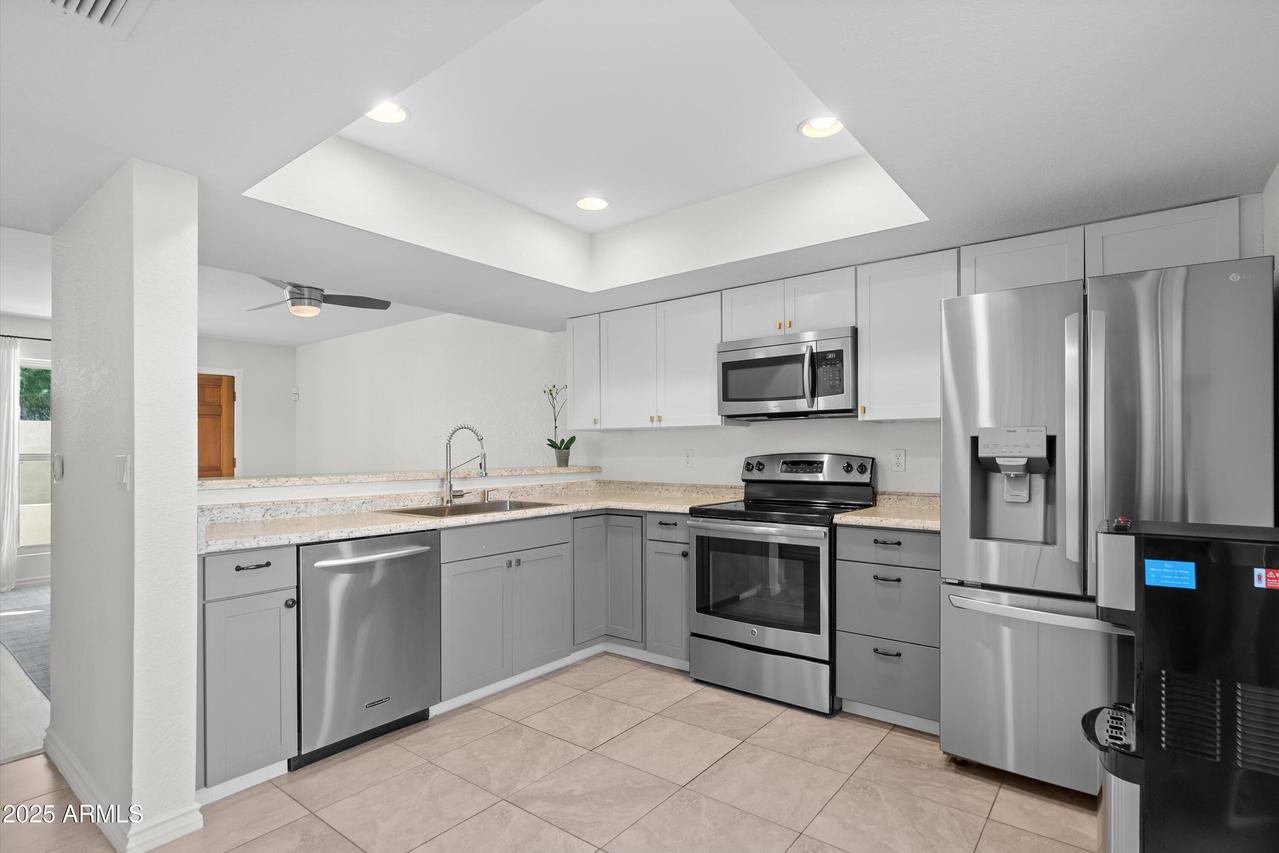 2802 E Beck Ln. #2, Phoenix, AZ 85032