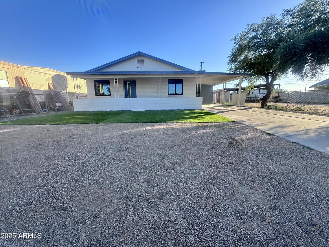 1113 E 3rd St., Casa Grande, AZ 85122