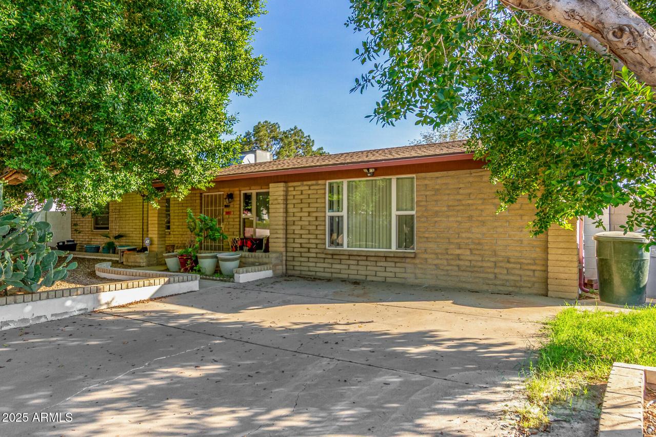 3809 W Rue De Lamour Ave., Phoenix, AZ 85029