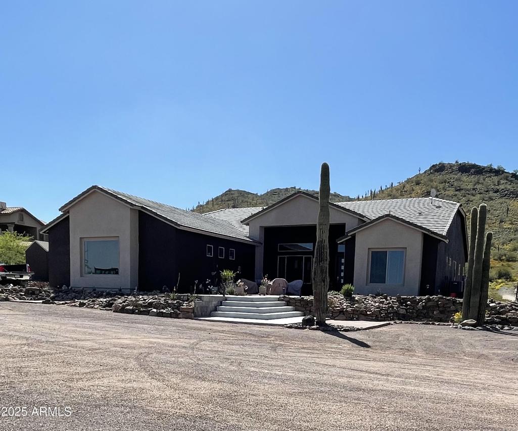 35819 N 17th Ave., Phoenix, AZ 85086