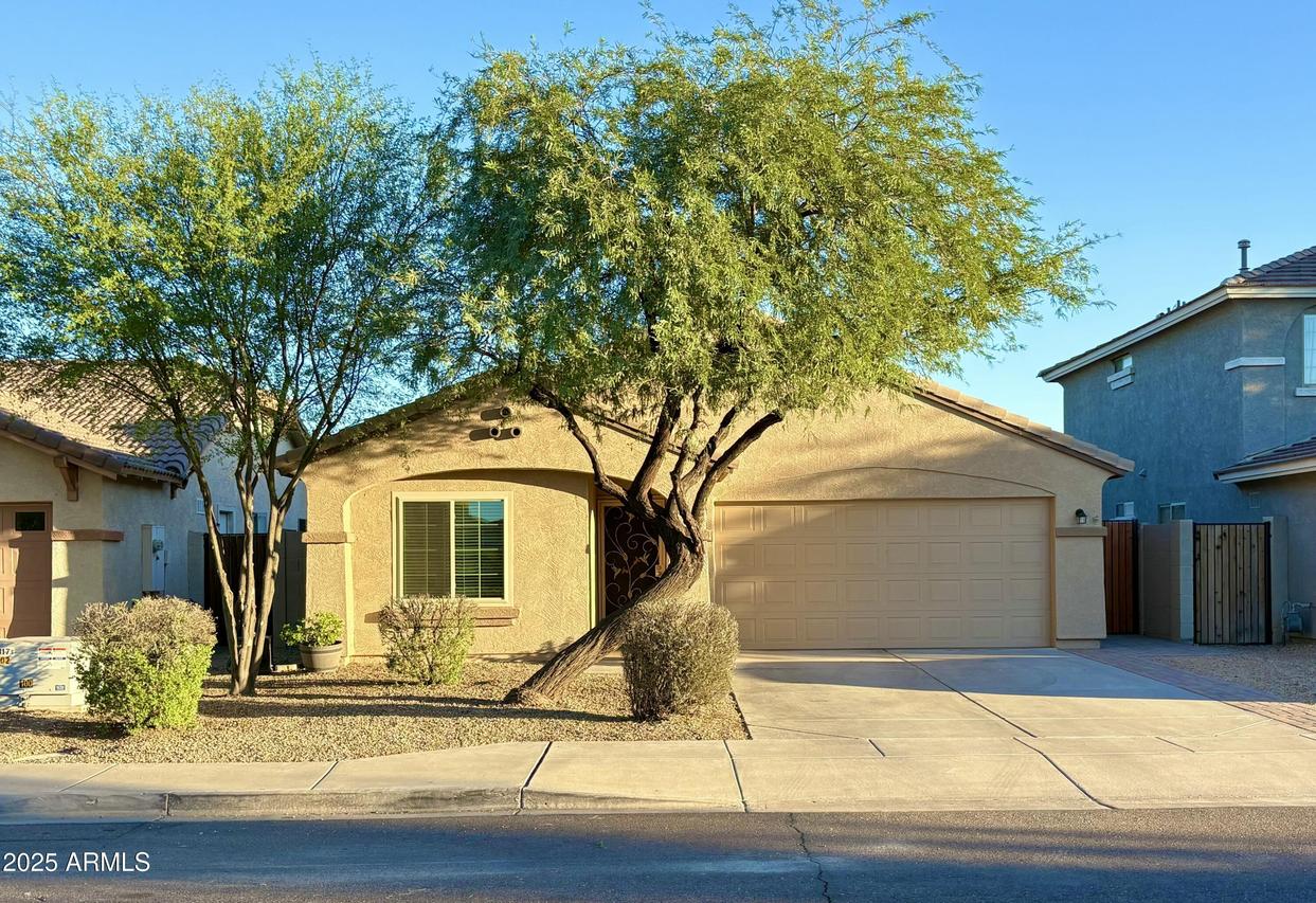 6739 W Desert Ln., Laveen, AZ 85339