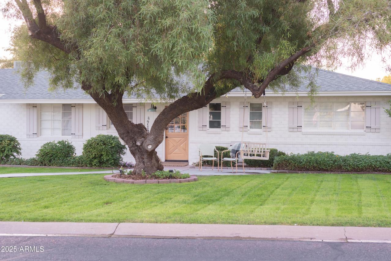 3710 N 48th Pl., Phoenix, AZ 85018