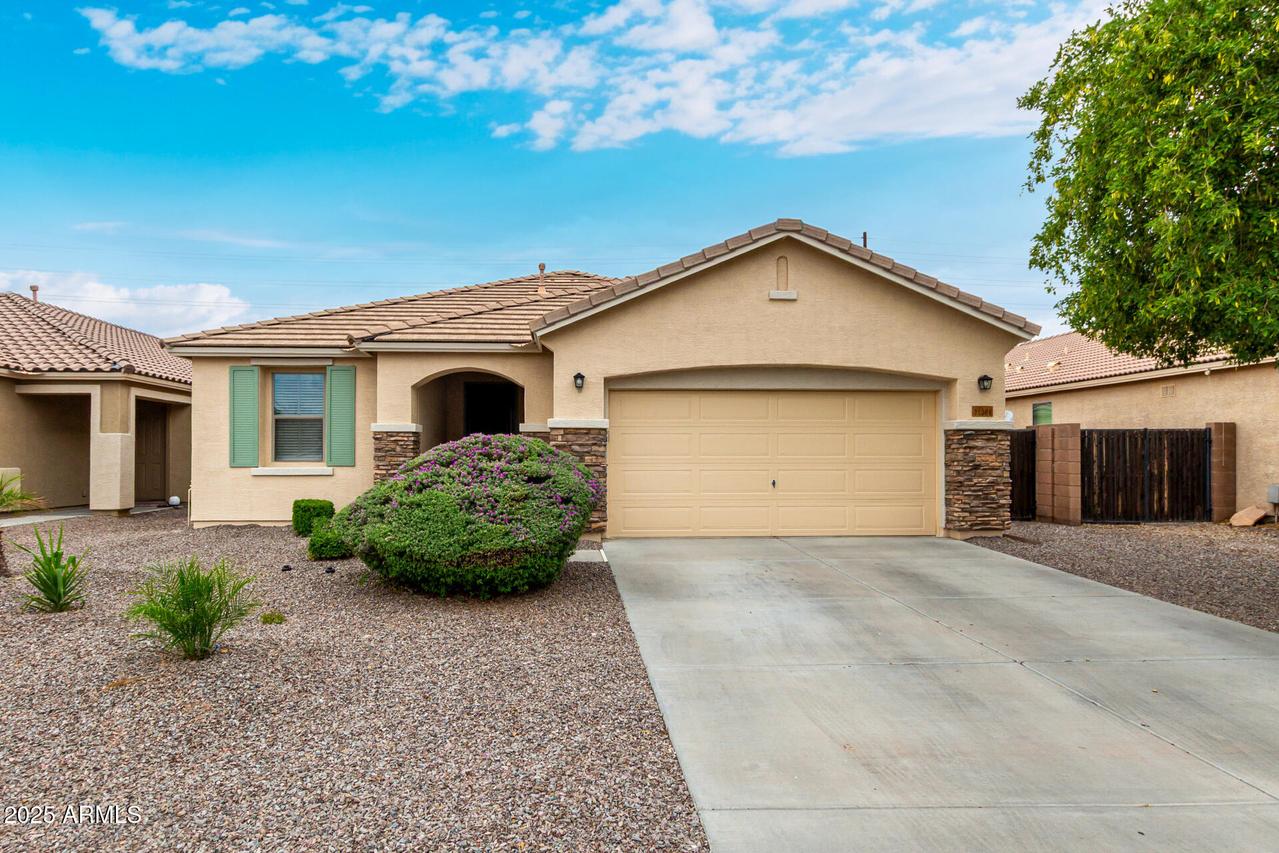 35304 N Murray Grey Dr., San Tan Valley, AZ 85143