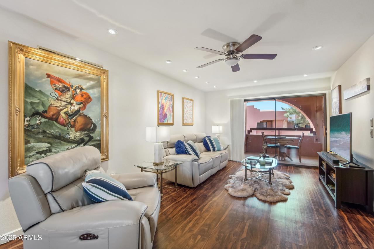 12222 N Paradise Village Pkwy. #442, Phoenix, AZ 85032