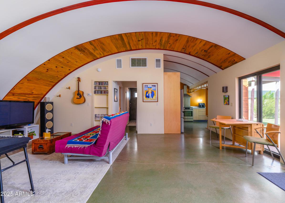 4733 N 14th St., Phoenix, AZ 85014