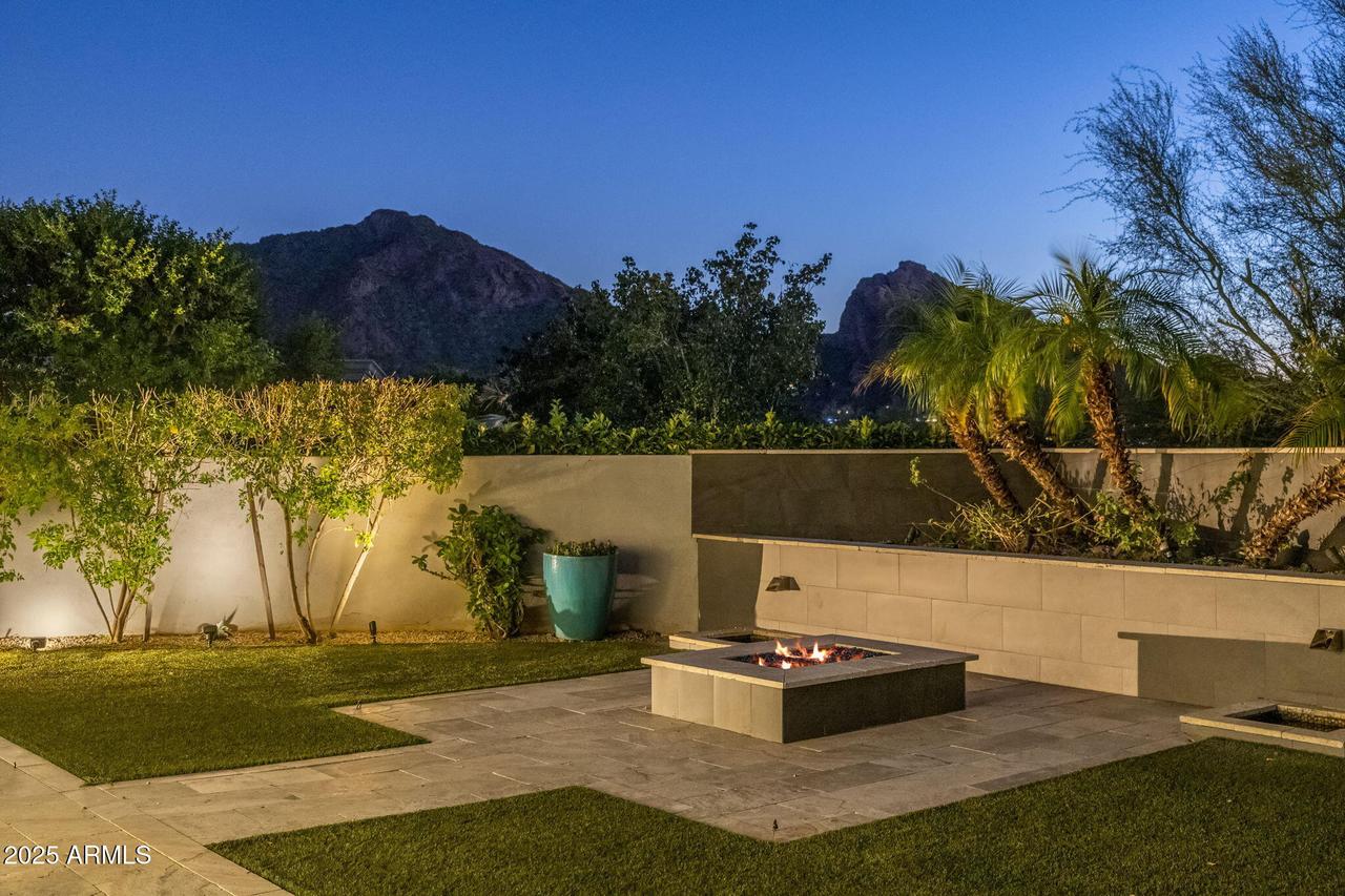 5434 E Lincoln Dr. #67, Paradise Valley, AZ 85253