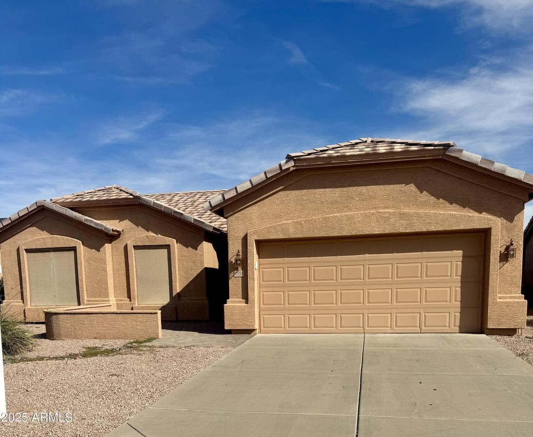 6951 S Senate St., Chandler, AZ 85249