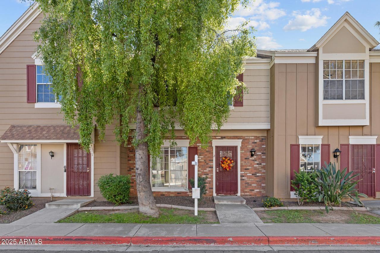3411 W Morrow Dr. #2, Phoenix, AZ 85027