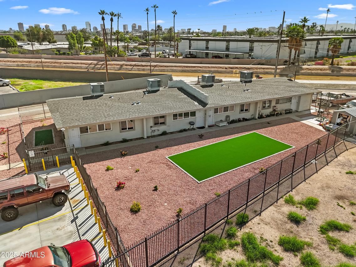 2101 W Heatherbrae Dr., Phoenix, AZ 85015