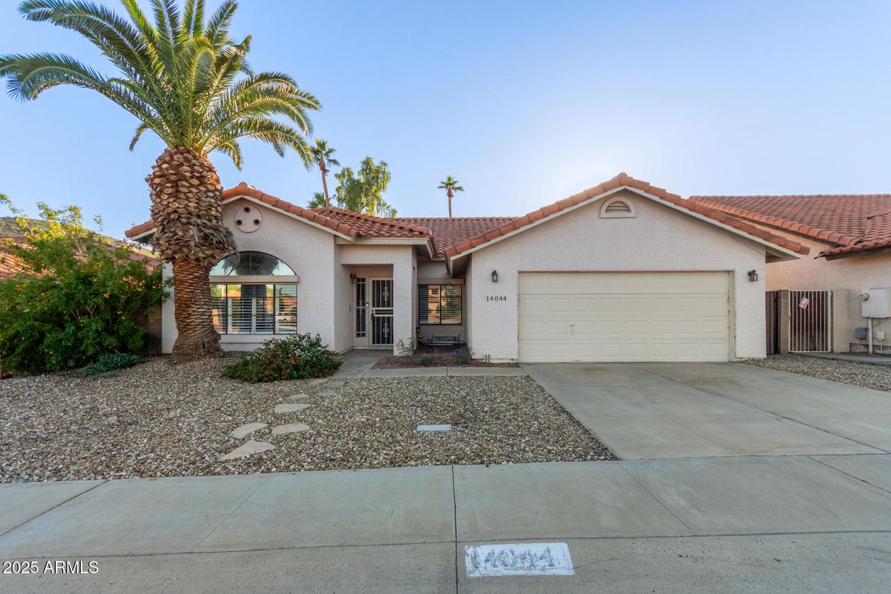 14044 S 39th St., Phoenix, AZ 85044