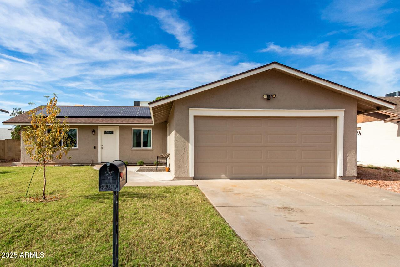 15210 N 51st Dr., Glendale, AZ 85306