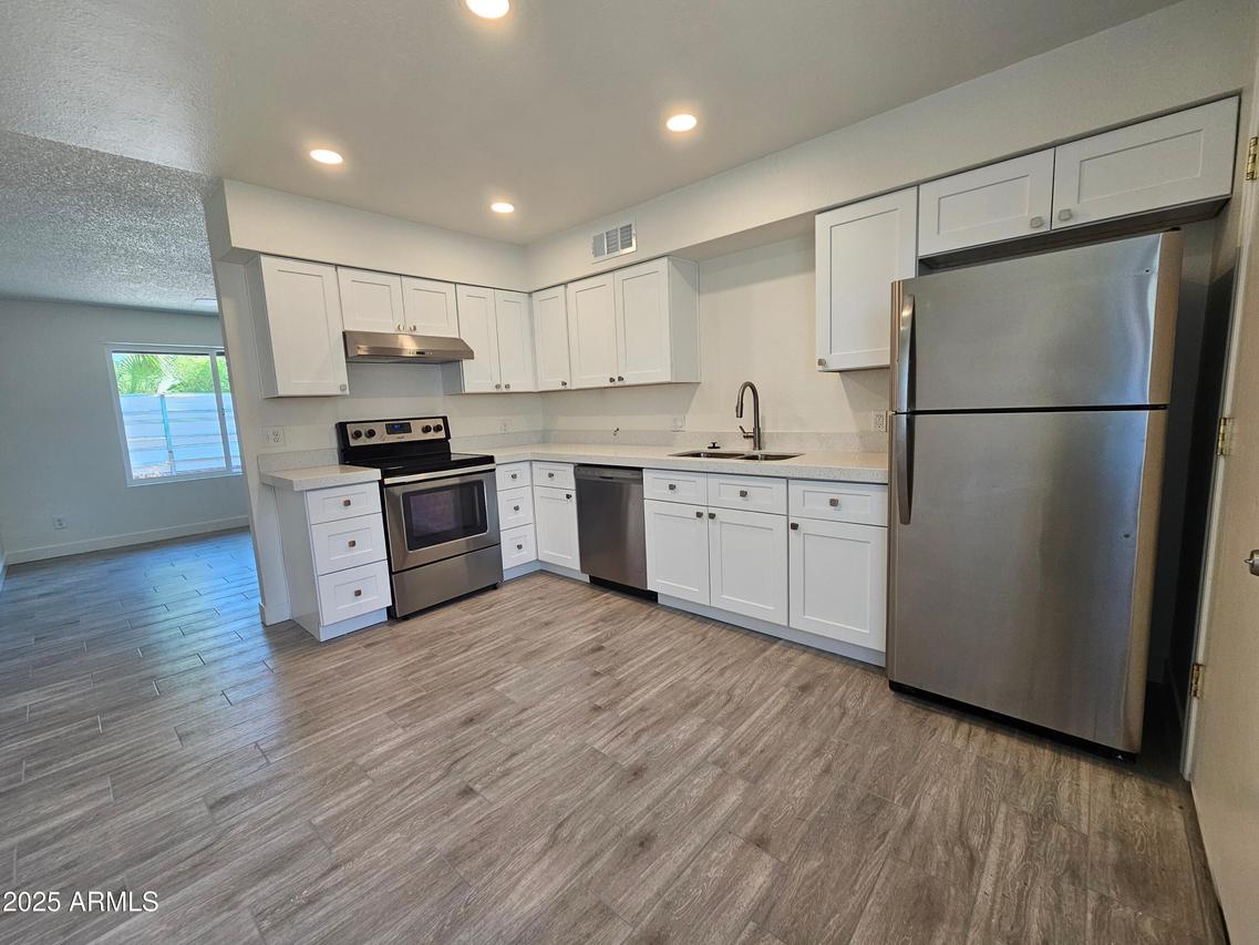 2535 W Missouri Ave., Phoenix, AZ 85017