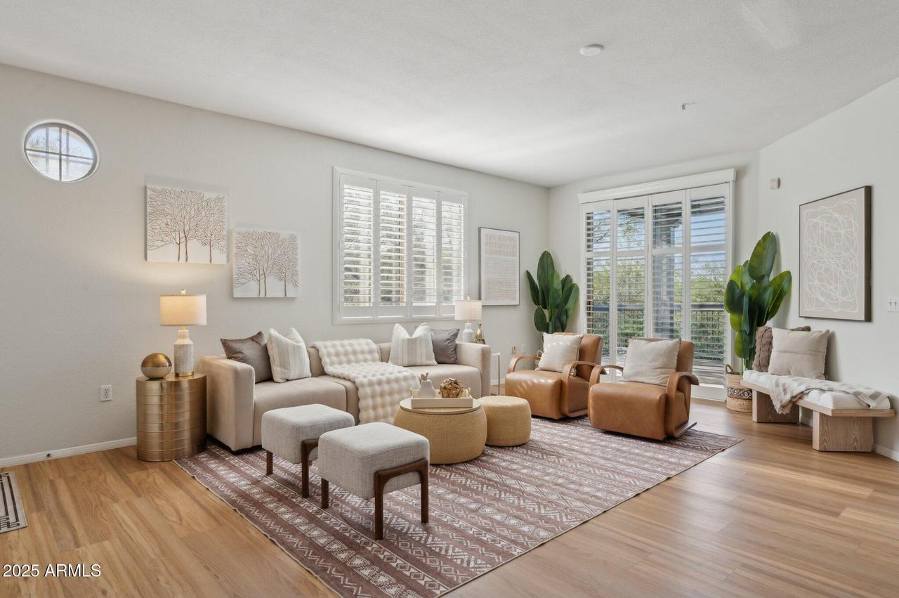 20801 N 90th Pl. #114, Scottsdale, AZ 85255
