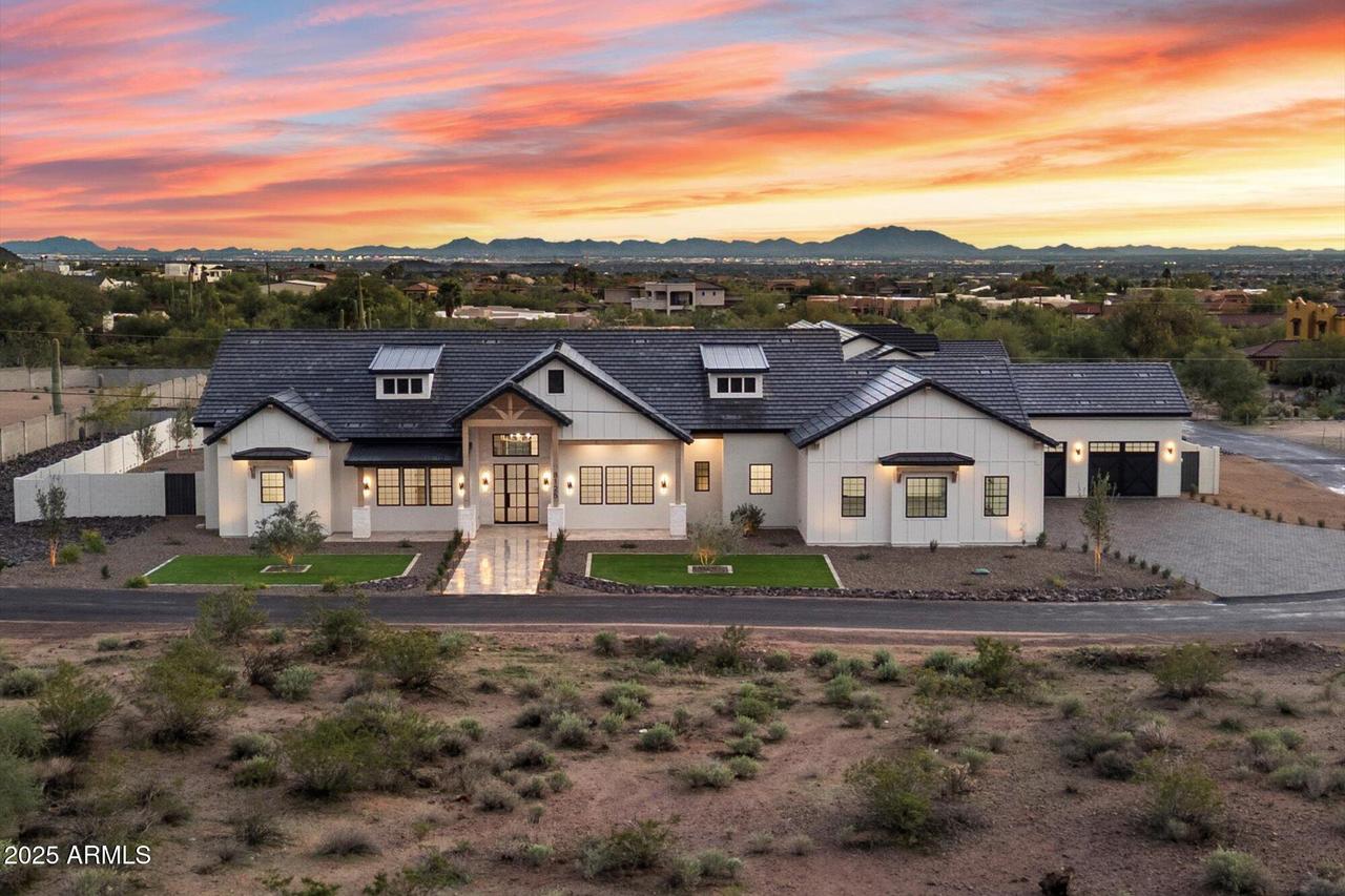 8125 E Redberry, Mesa, AZ 85207