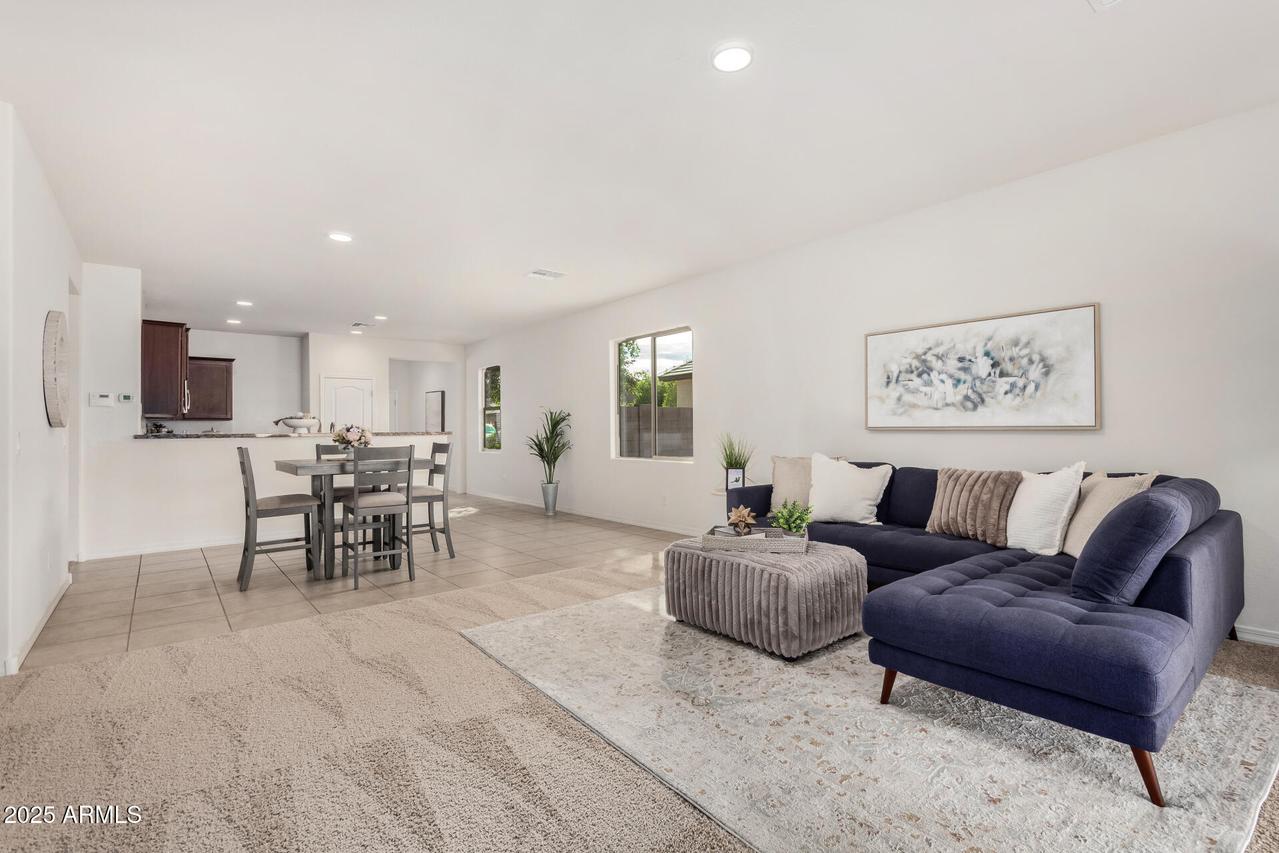 25424 W Carson Dr., Buckeye, AZ 85326