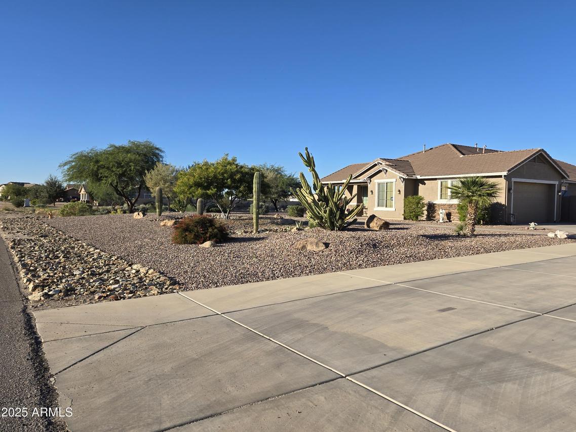 3178 W Roberts Rd., San Tan Valley, AZ 85144